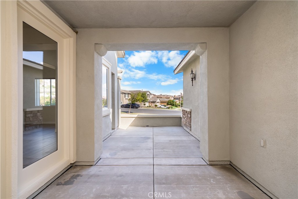 5212 Crimson Place Rancho Cucamonga, CA 91739 - Photo 49 of 62 Courtyard