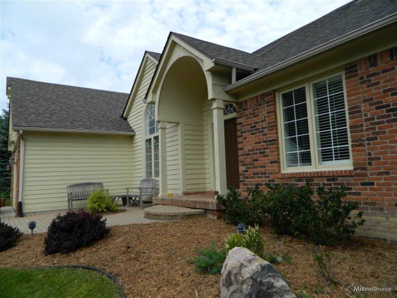 3344 Woodcrest Road, Unit 41 Rochester, MI 48309 - Photo 23 of 25 31160600-22.JPG