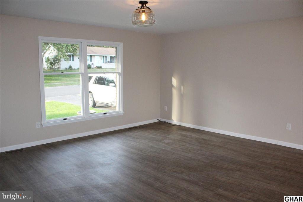 10 Briarcliff Road Elizabethtown, PA 17022 - Photo 7 of 27 Gallery Image 7