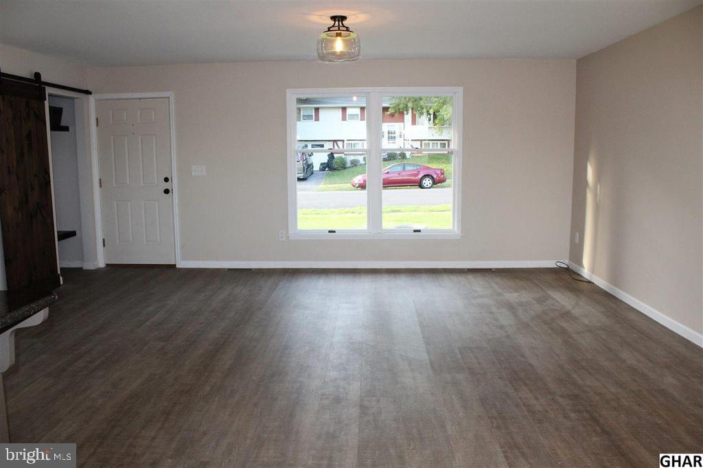 10 Briarcliff Road Elizabethtown, PA 17022 - Photo 8 of 27 Gallery Image 8