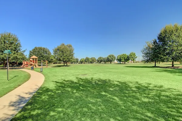 $5,200 | 9914 Slover Creek Lane, Katy, TX 77494