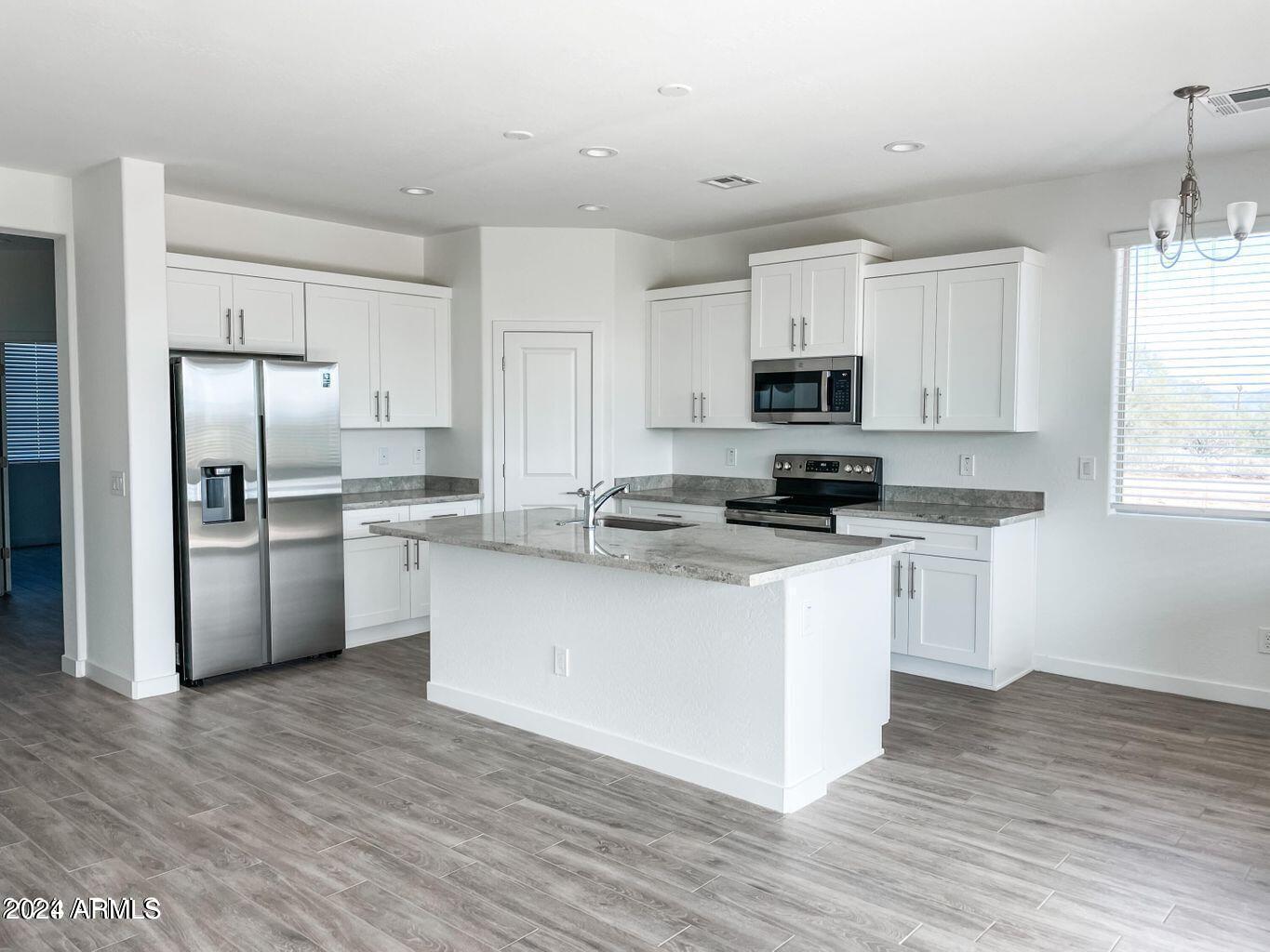 6298 South Dean Road Buckeye, AZ 85326 - Photo 6 of 18 20231113185714713213000000-o