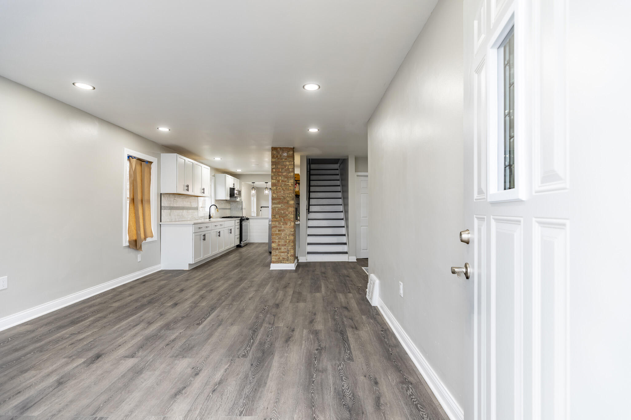 456 Gerry Street Gary, IN 46406 - Photo 5 of 21 2054x1369