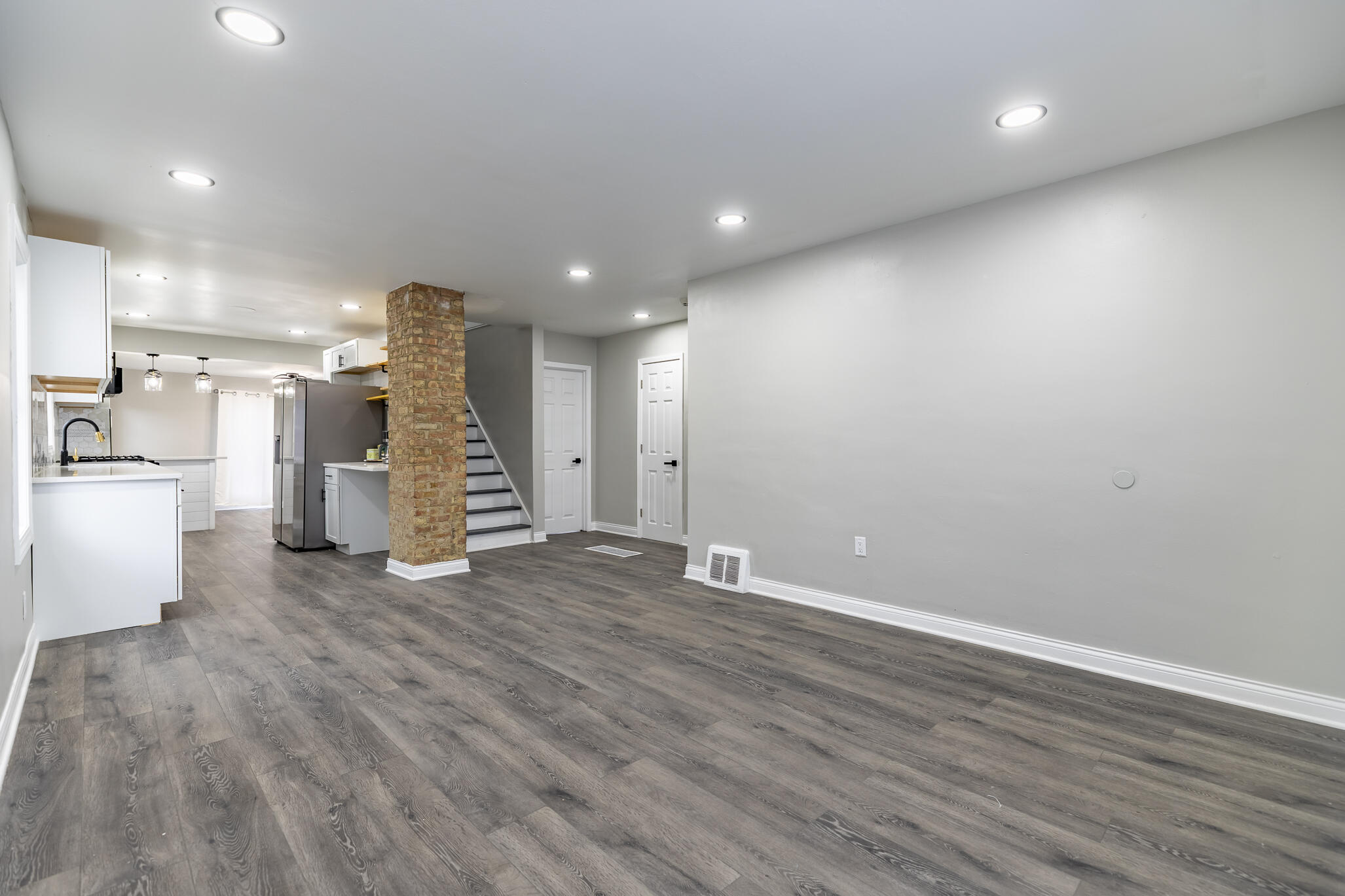 456 Gerry Street Gary, IN 46406 - Photo 6 of 21 2054x1369