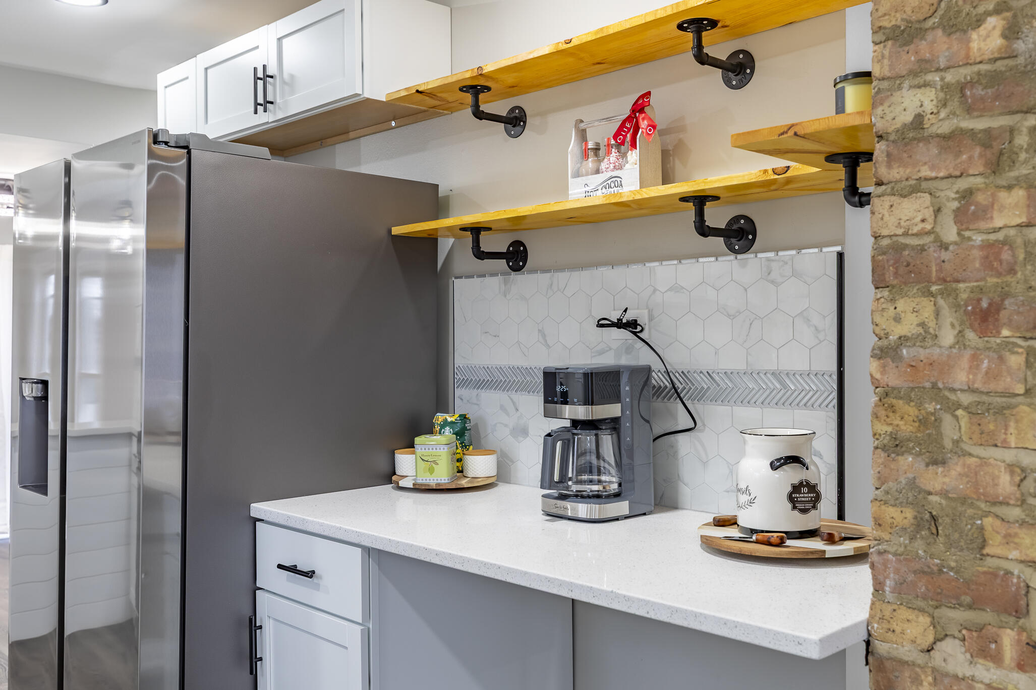 456 Gerry Street Gary, IN 46406 - Photo 10 of 21 2054x1369