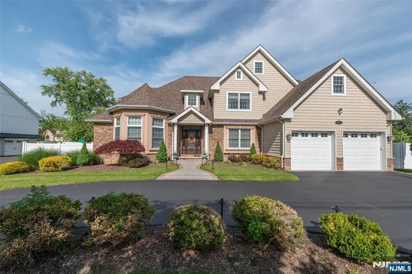 $1,225,000 | 116 French Hill Road, Wayne, NJ 07470