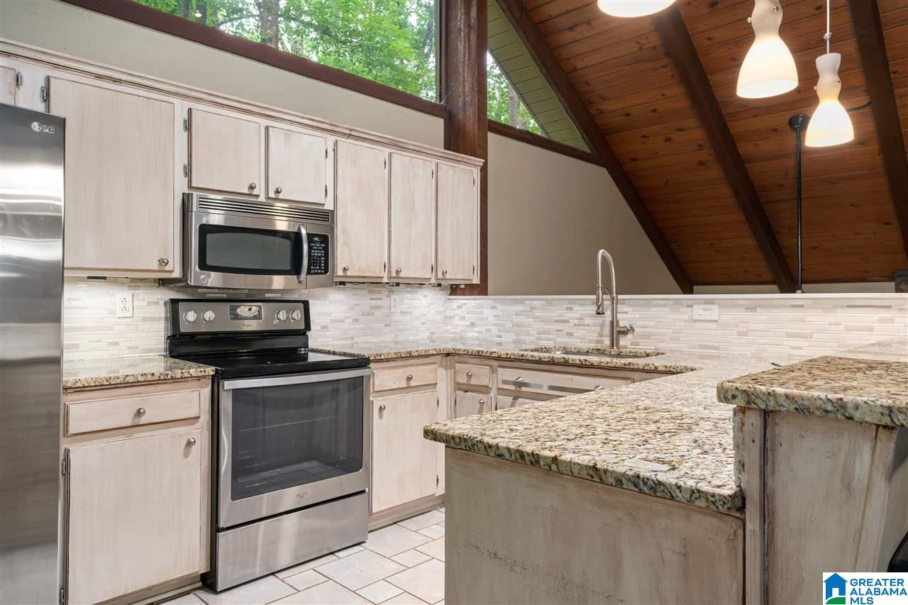 2816 Altadena South Way Birmingham, AL 35244 - Photo 5 of 25