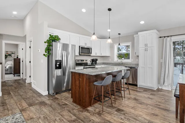 $420,000 | 1376 Pheasant Run, New Richmond, WI 54017