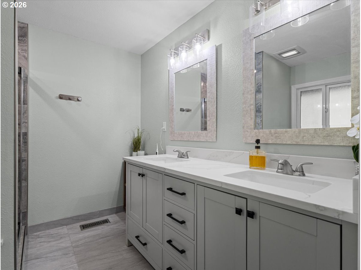 4154 Mt Brynion Road Kelso, WA 98626 - Photo 24 of 48