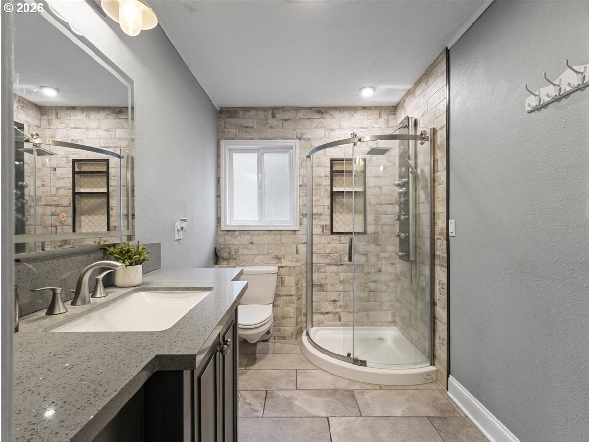 4154 Mt Brynion Road Kelso, WA 98626 - Photo 10 of 48