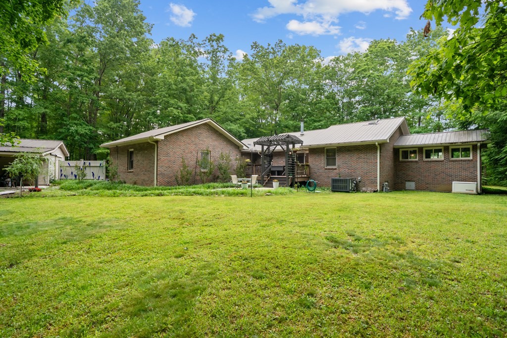 1320 Laurel Way Monterey, TN 38574 - Photo 32 of 67
