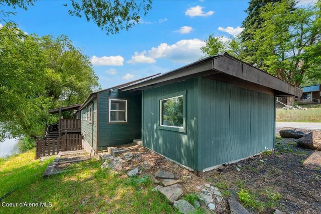 $479,000 | 88798 State Highway 3, St. Maries, ID 83861