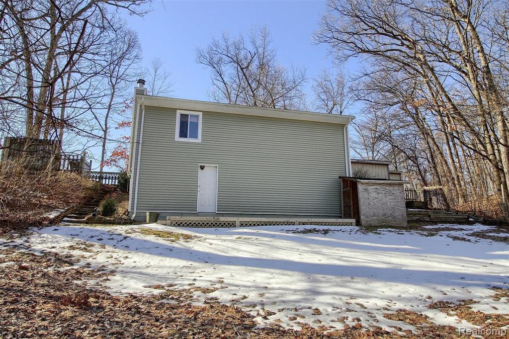240 Kingston Road Leonard, MI 48367 - Photo 18 of 27