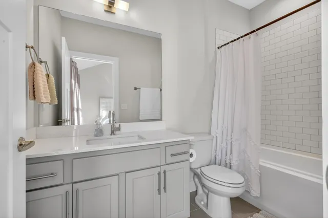 $519,900 | 6719 Charlotte Pike, Unit 3, Nashville, TN 37209