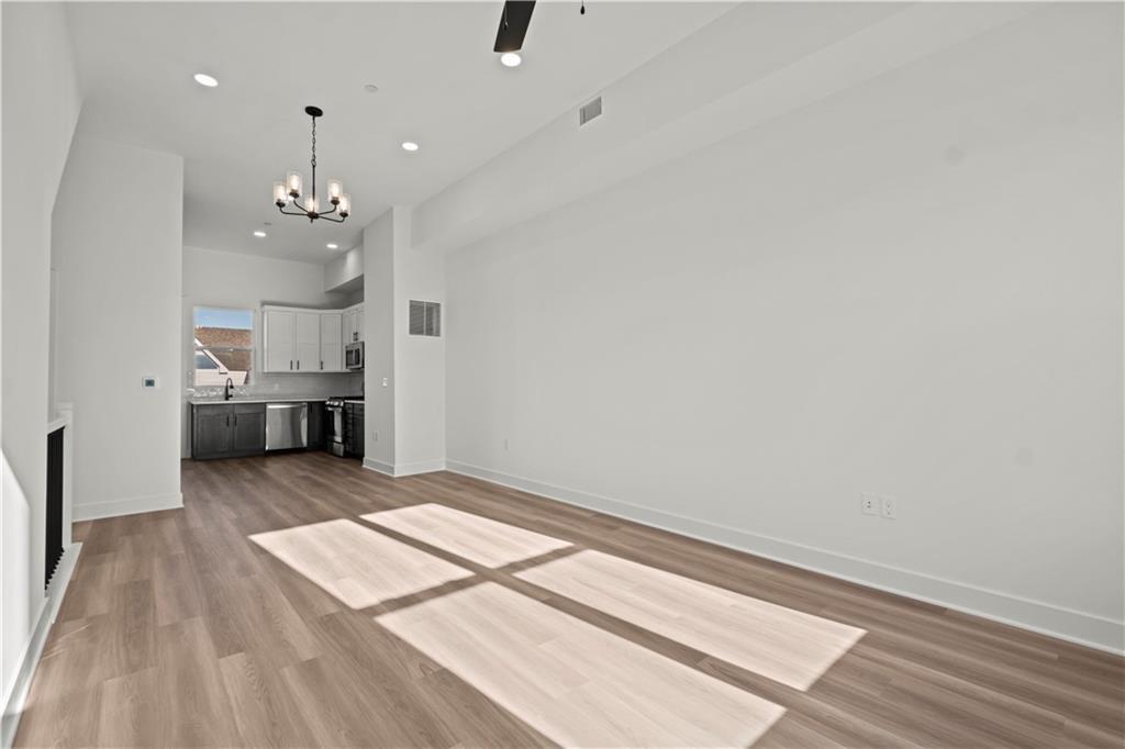 459 Southwest Longview Boulevard Lee's Summit, MO 64081 - Photo 6 of 40