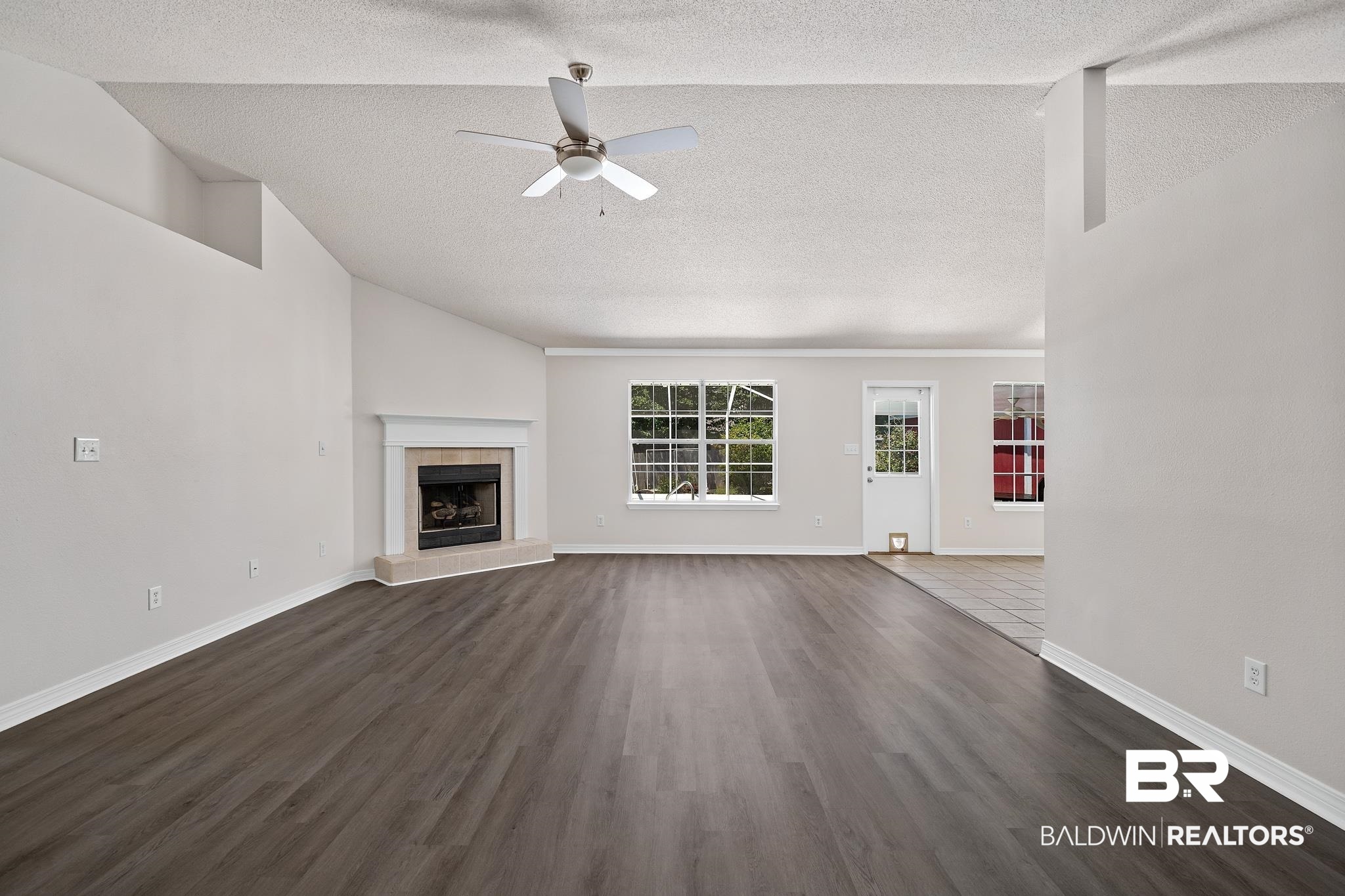 12277 Verona Court Foley, AL 36535 - Photo 5 of 32