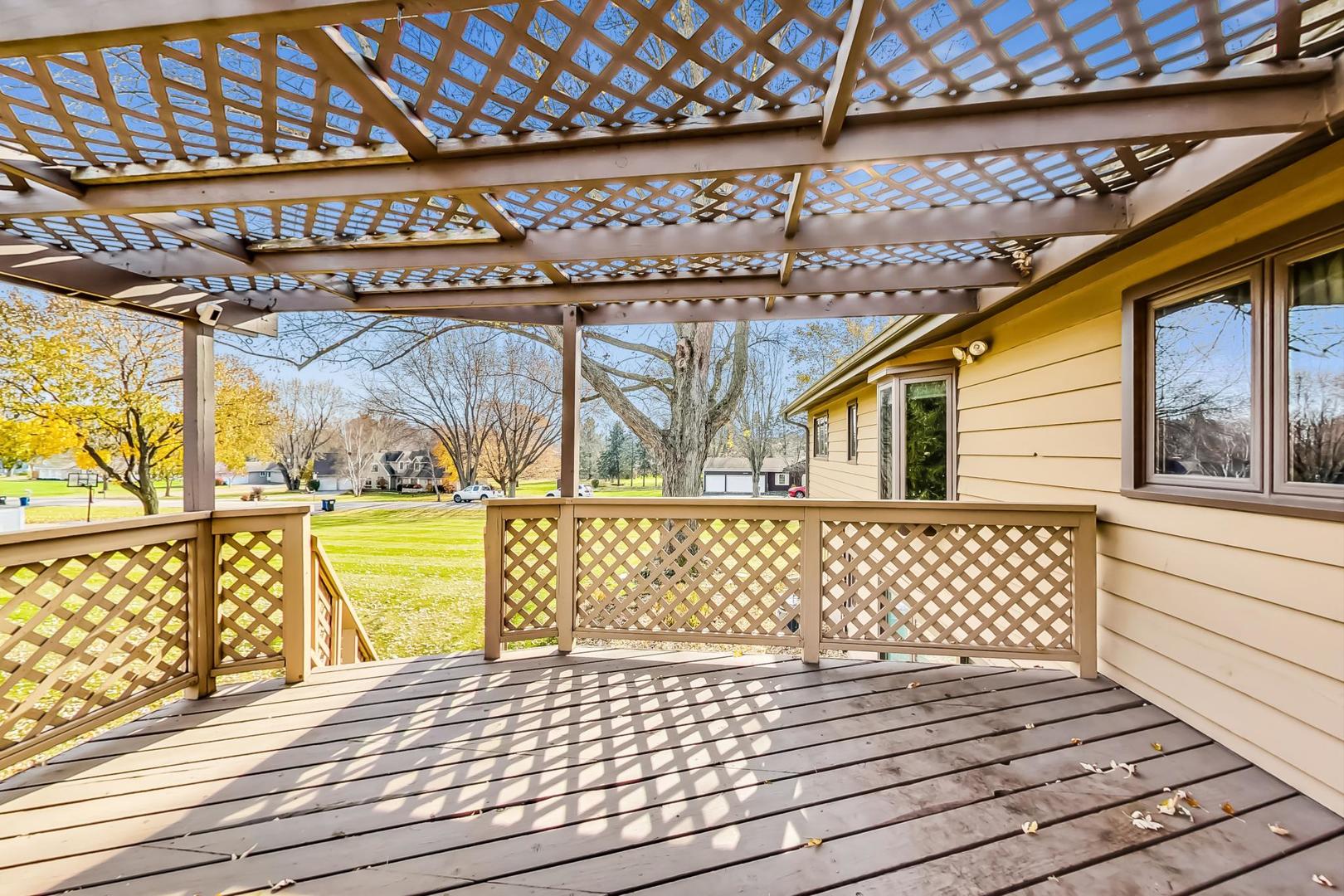 8N581 Stevens Road Elgin, IL 60124 - Photo 36 of 50 Gallery Image 36