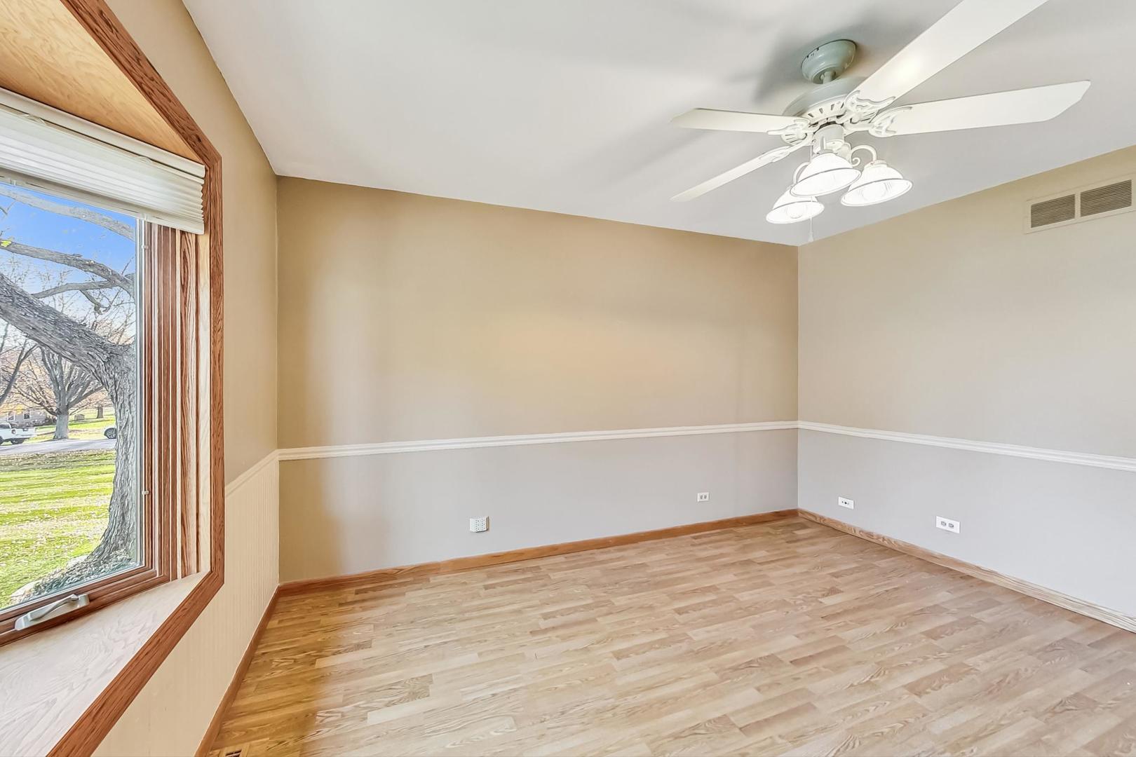 8N581 Stevens Road Elgin, IL 60124 - Photo 8 of 50 Gallery Image 8