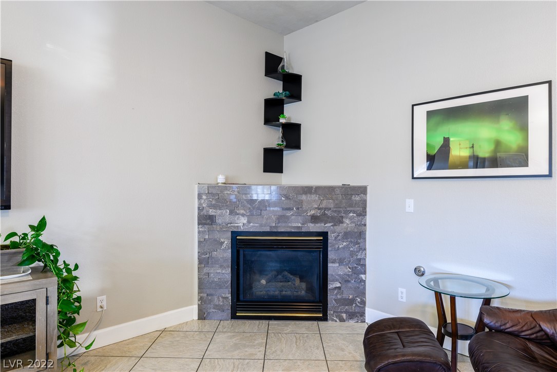 281 West Fairway Road Henderson, NV 89015 - Photo 11 of 36