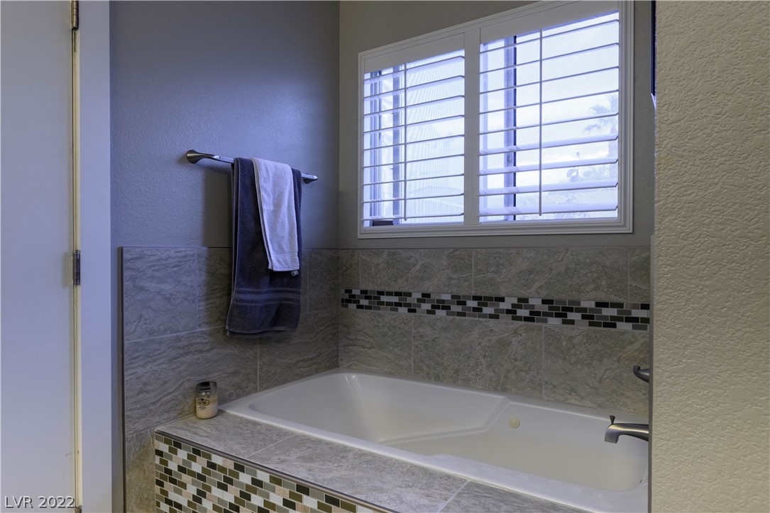 281 West Fairway Road Henderson, NV 89015 - Photo 15 of 36