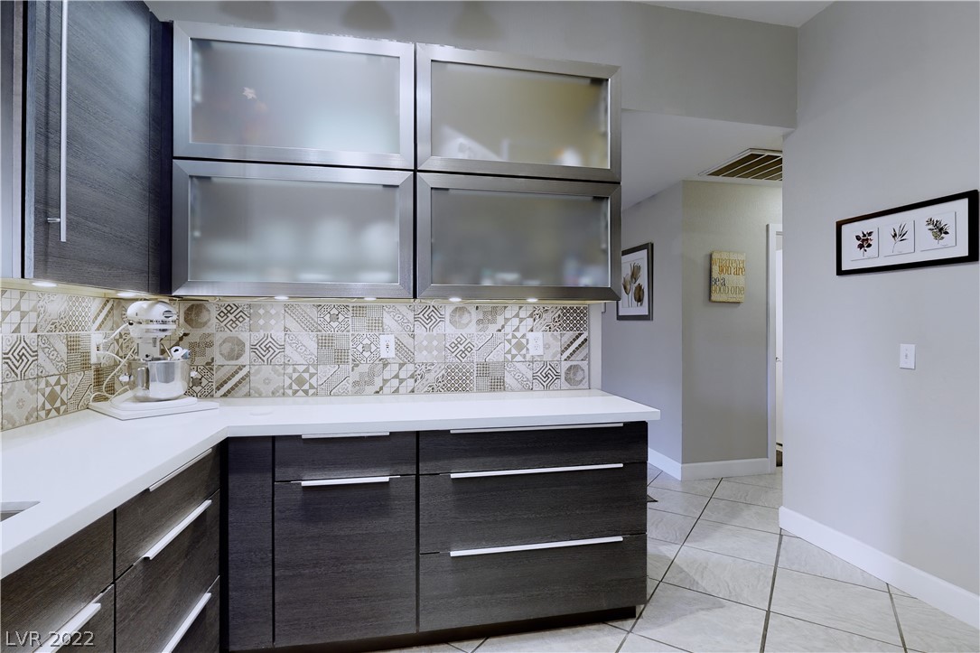 281 West Fairway Road Henderson, NV 89015 - Photo 4 of 36