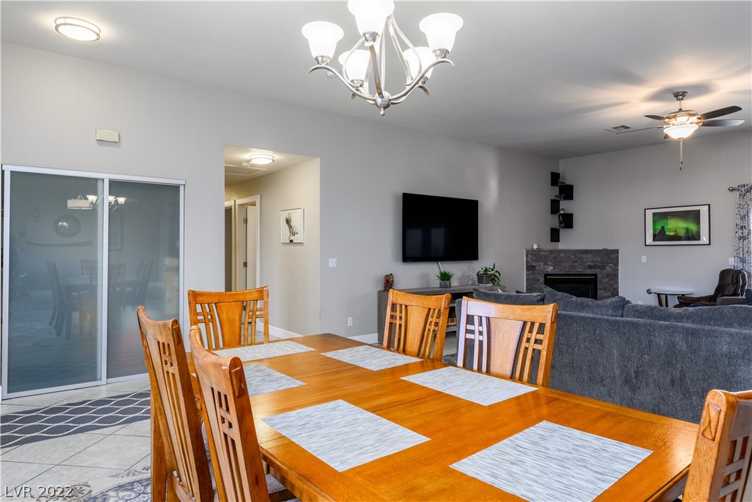 281 West Fairway Road Henderson, NV 89015 - Photo 8 of 36