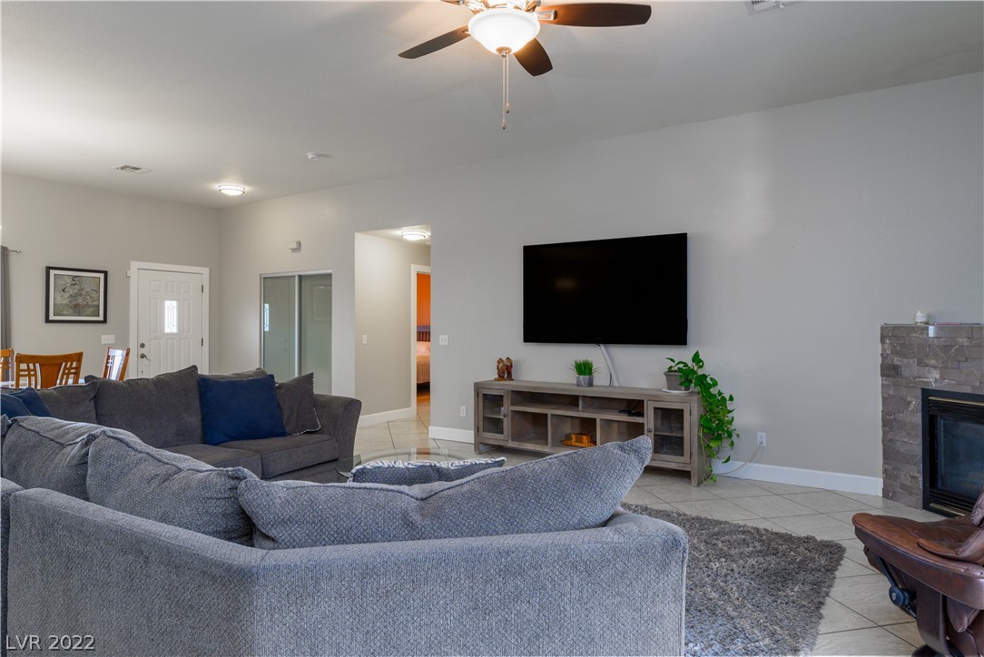 281 West Fairway Road Henderson, NV 89015 - Photo 10 of 36