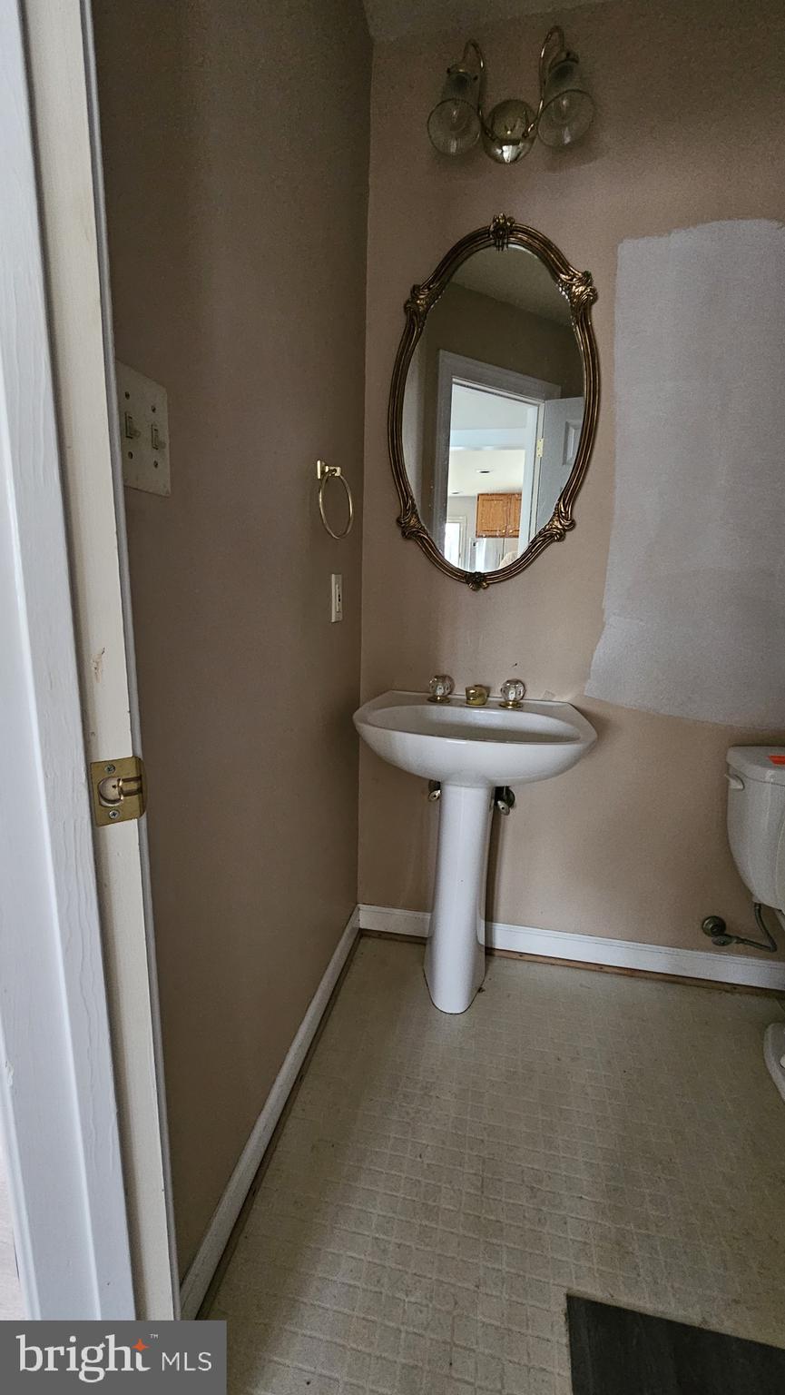 6121 Cornwall Terrace Frederick, MD 21701 - Photo 17 of 32