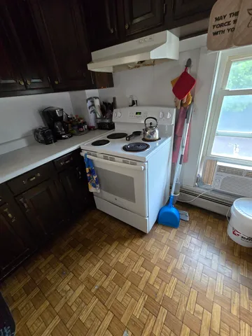 $199,500 | 110 Pleasant Street, Newport, VT 05855