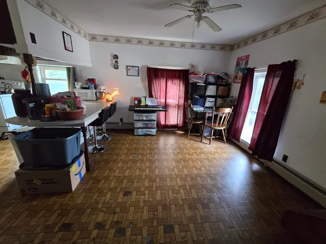 $199,500 | 110 Pleasant Street, Newport, VT 05855