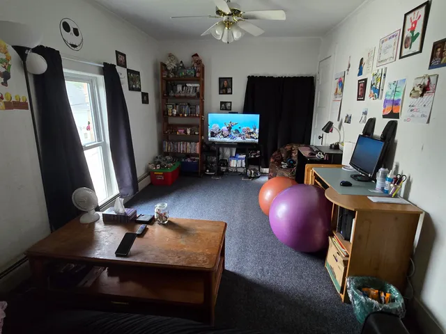 $199,500 | 110 Pleasant Street, Newport, VT 05855