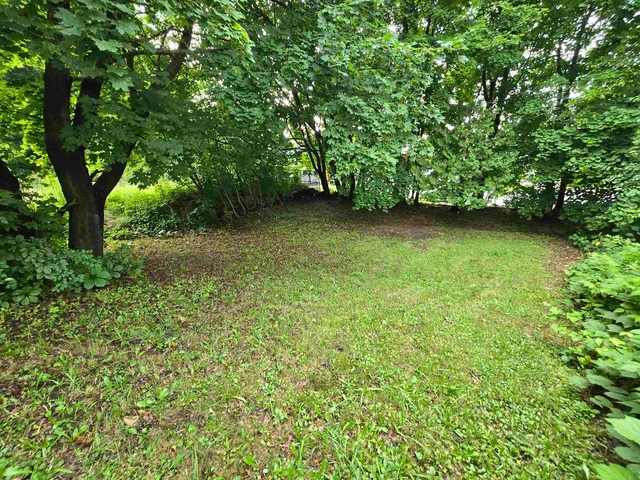 $199,500 | 110 Pleasant Street, Newport, VT 05855