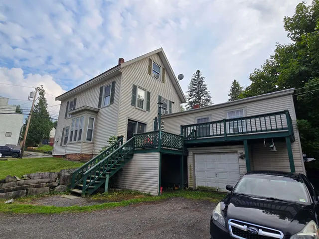 $199,500 | 110 Pleasant Street, Newport, VT 05855
