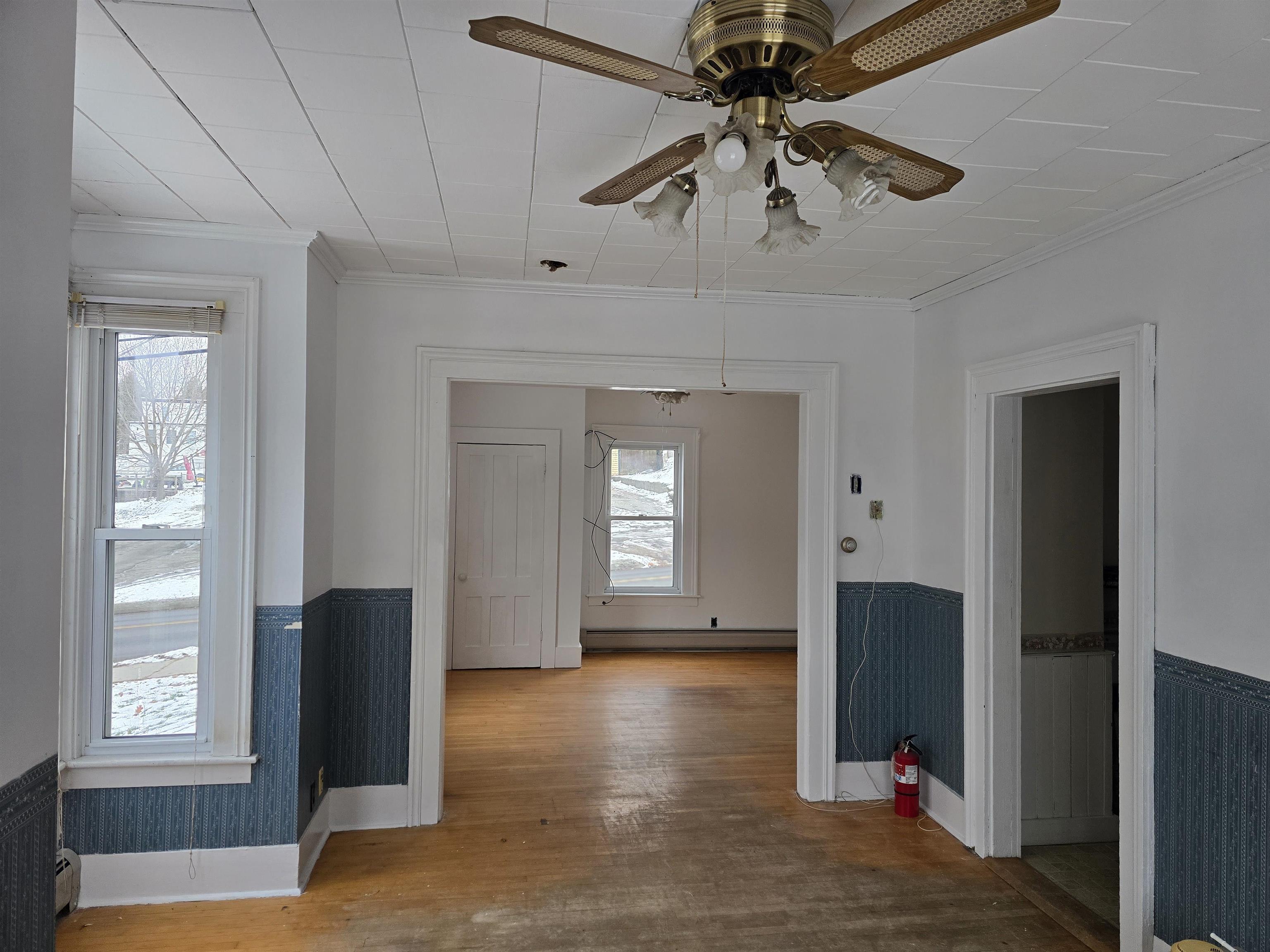 110 Pleasant Street Newport, VT 05855 - Photo 7 of 27
