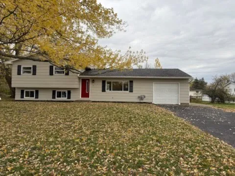 $269,000 | 12 Timothy Court, Henrietta, NY 14623