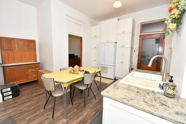 $187,500 | 209 West 6th Street, Earl Park, IN 47942