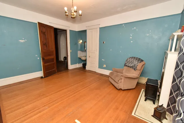 $187,500 | 209 West 6th Street, Earl Park, IN 47942