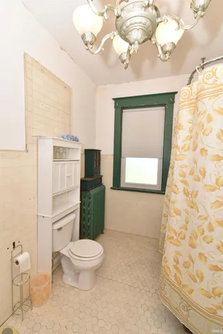 $187,500 | 209 West 6th Street, Earl Park, IN 47942