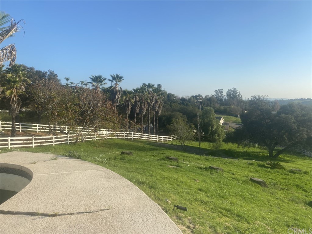 2710 Los Alisos Drive Fallbrook, CA 92028 - Photo 5 of 13 a view of a park