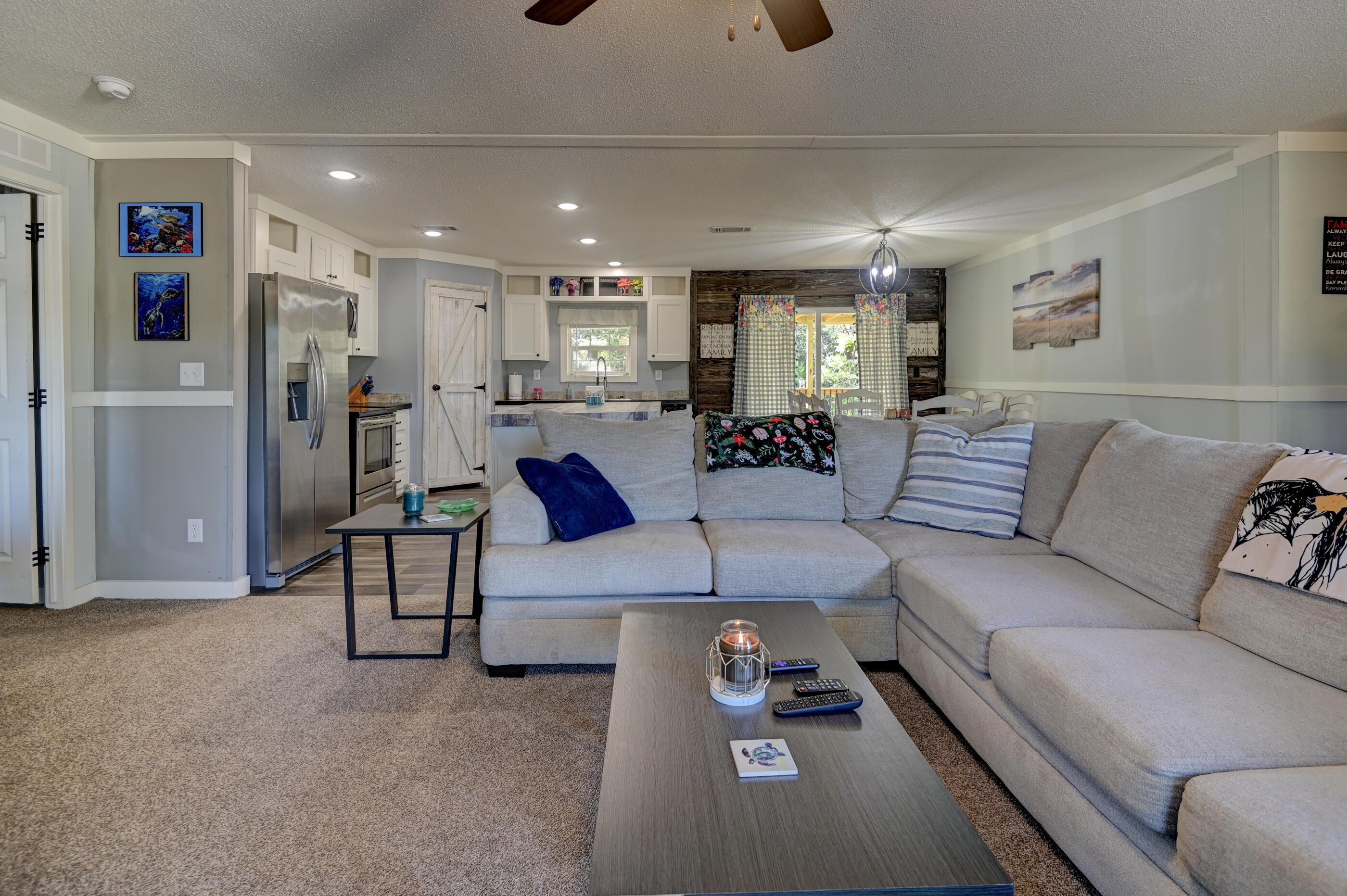 5256 Mt Olive Road Crestview, FL 32539 - Photo 2 of 68 a living room with furniture