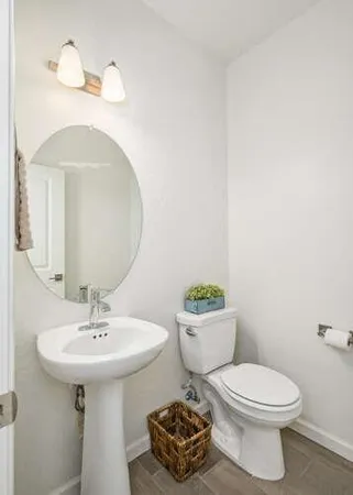 $428,000 | 2045 North Perry Avenue, Clovis, CA 93619