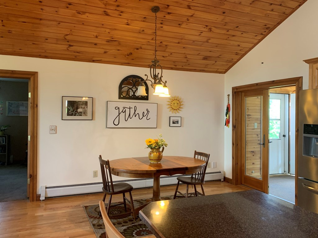 208 Anderson Road Plattsburgh, NY 12901 - Photo 8 of 35 Gallery Image 8