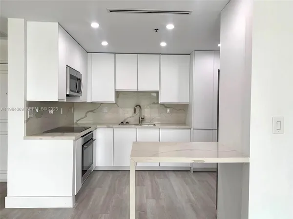 $7,200 | 201 Crandon Boulevard, Unit 306, Key Biscayne, FL 33149