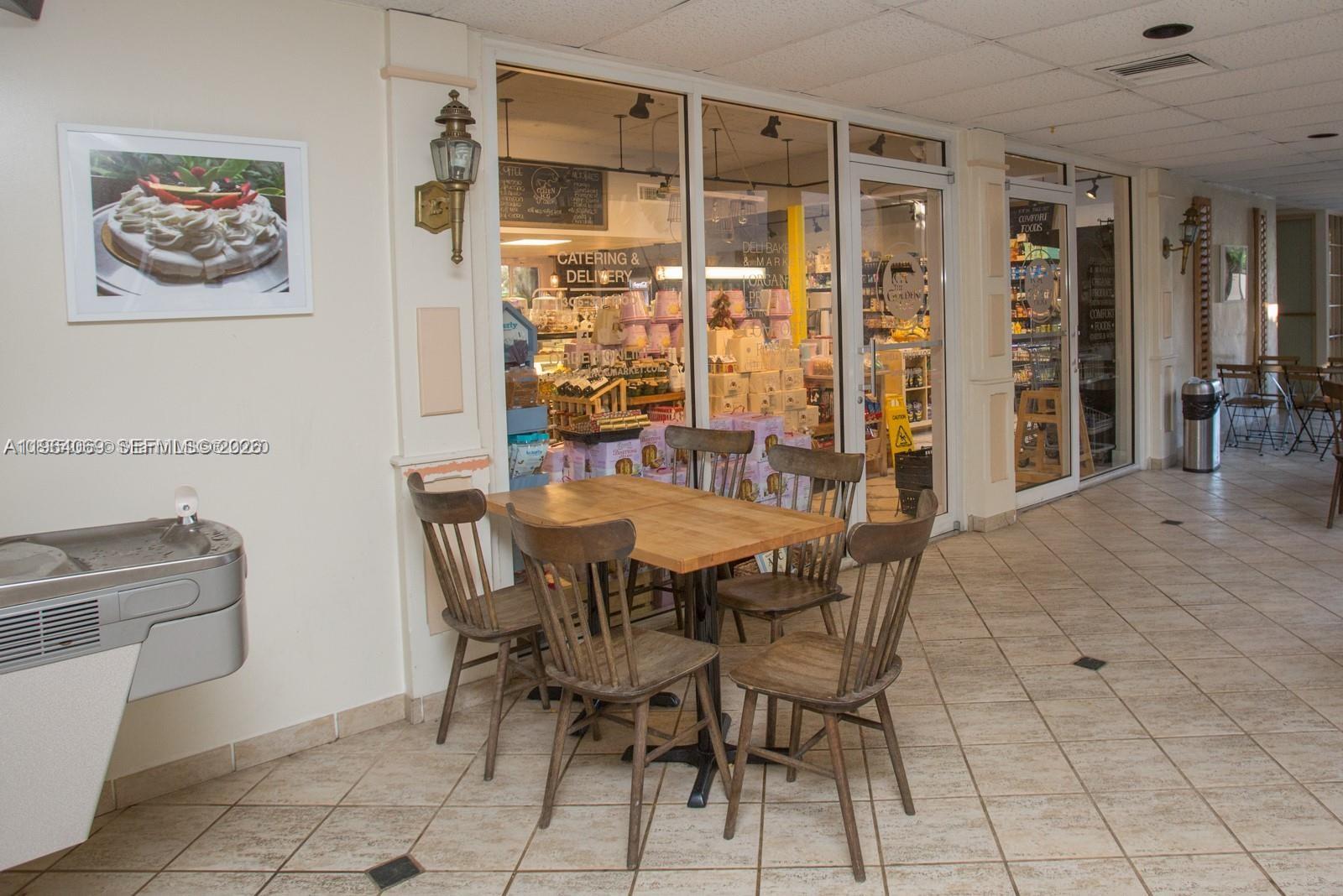 201 Crandon Boulevard, Unit 306 Key Biscayne, FL 33149 - Photo 13 of 20