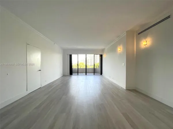 $7,200 | 201 Crandon Boulevard, Unit 306, Key Biscayne, FL 33149