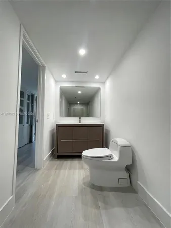 $7,200 | 201 Crandon Boulevard, Unit 306, Key Biscayne, FL 33149