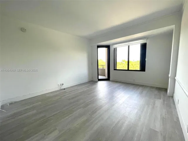 $7,500 | 201 Crandon Boulevard, Unit 306, Key Biscayne, FL 33149