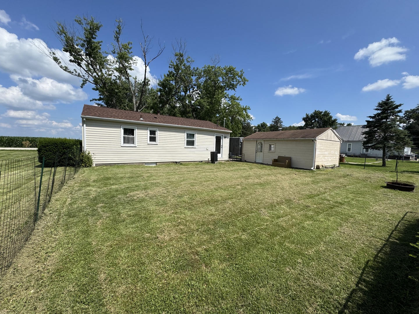 511 North Main Street Atwood, IL 61913 - Photo 4 of 23