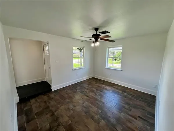 $299,000 | 113 Tinsley Drive, Belle Chasse, LA 70037