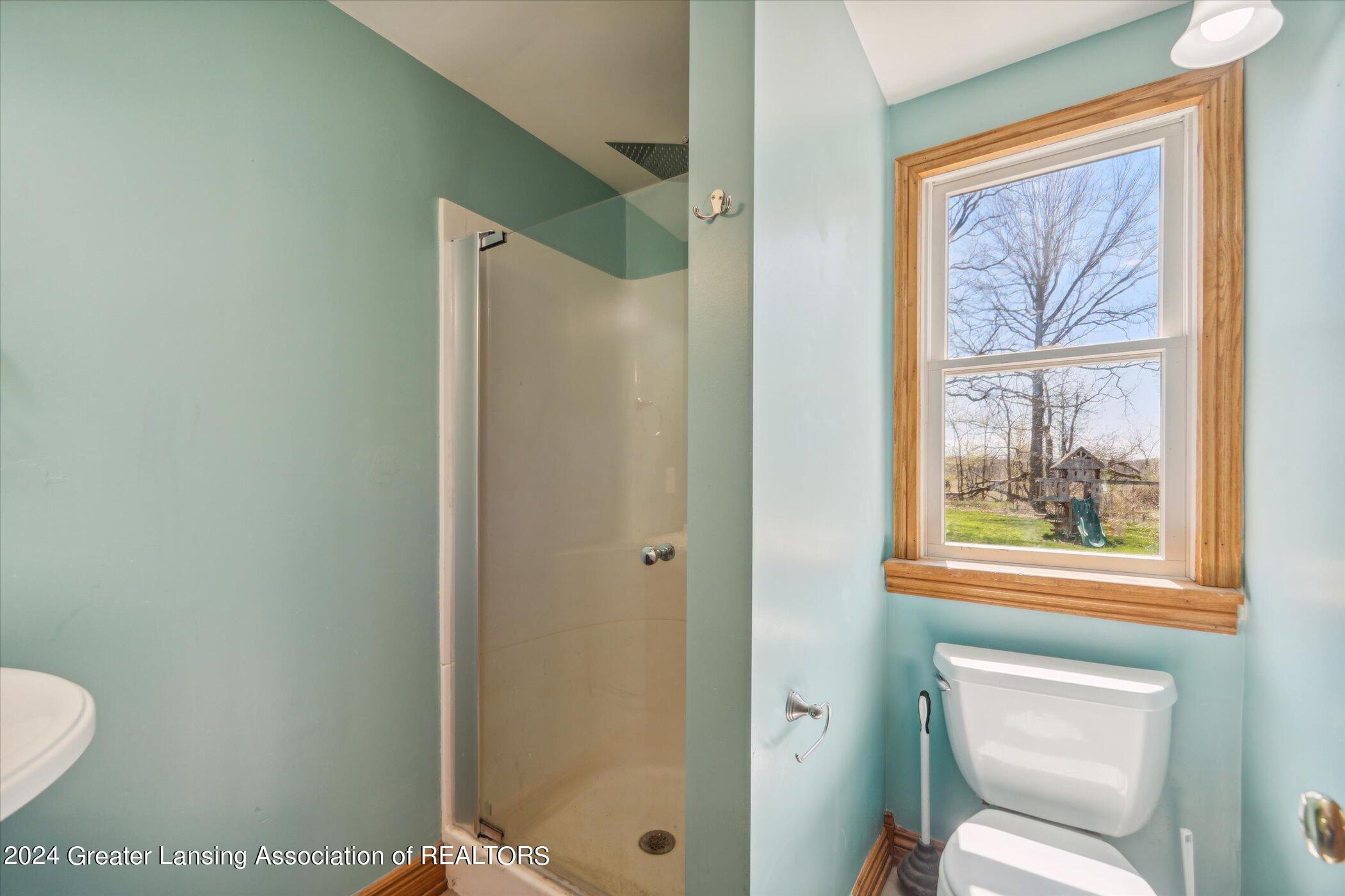 4571 West Barnes Road Mason, MI 48854 - Photo 21 of 31 22-4571-W-Barnes-Rd-Mason-MI-48854-Windo
